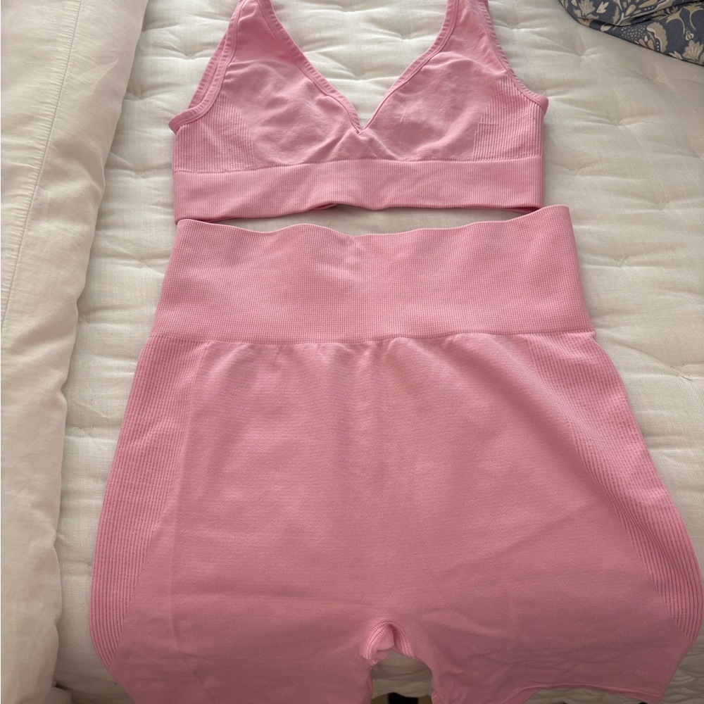 WeWoreWhat Pink Sports Bra and Shorts Set